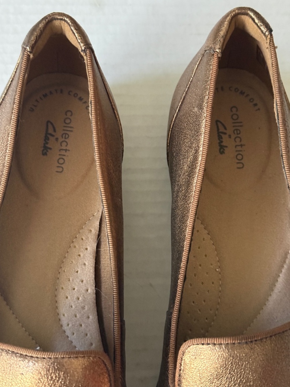 Clarks Collection Sara Poppy Metallic Bronze Leather Flats /Loafers Women's Sz 8 - Picture 6 of 11
